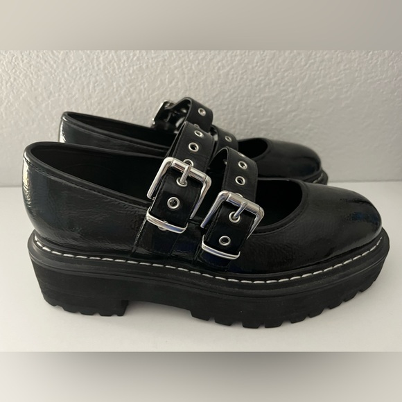 Steve Madden Shoes - Steve Madden Women’s black mary janes